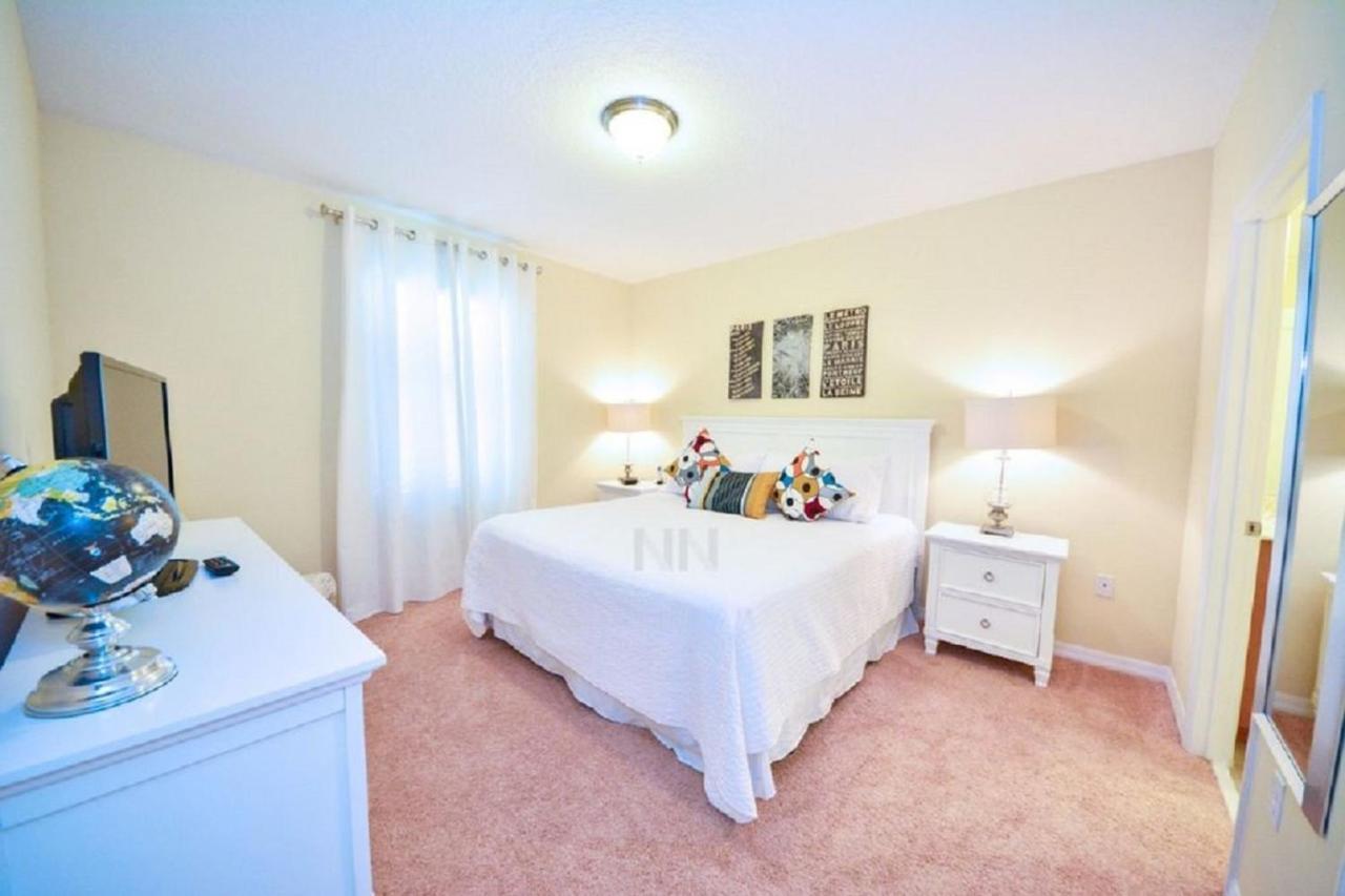 Make Memories With Your Family And Friends In This Beautiful Home 1014 Loughman Buitenkant foto